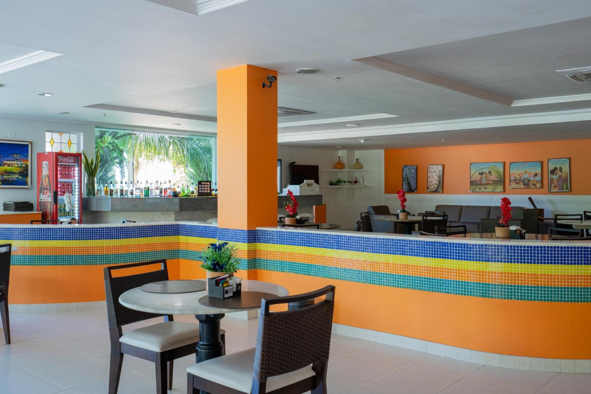 Bahia Plaza Hotel Busca-Vida Exterior foto